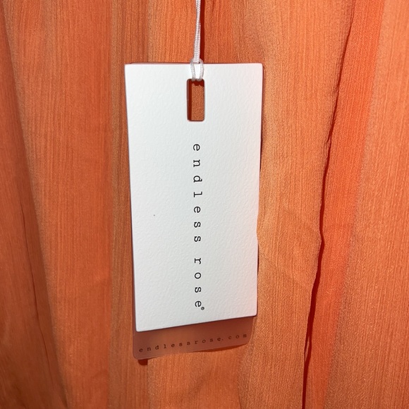 Vici 🍊Endless Rose Definitely Demure Orange Off the Shoulder Romper Sz XS - NWT - Picture 6 of 6